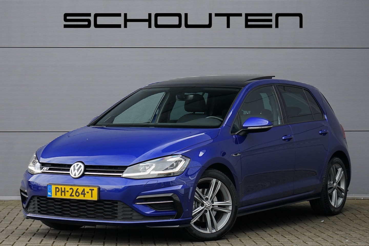 Volkswagen Golf - 1.4 TSI Highline R-Line Pano Dynaudio ACC NL Auto - AutoWereld.nl