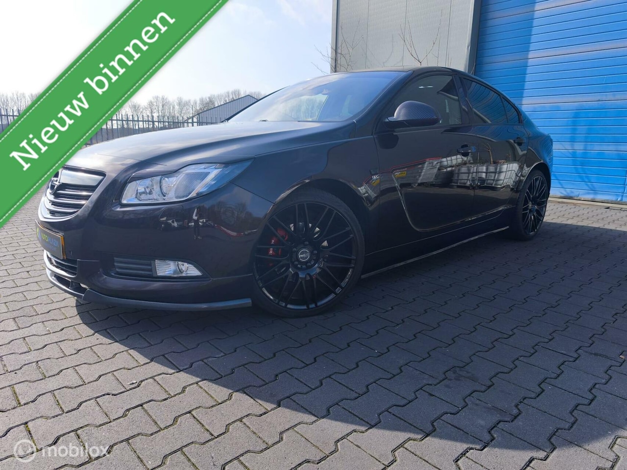 Opel Insignia - 2.0 T / OPC Line / Carbon / Schuifdak / 220 PK / 20’’ / BOMVOL / - AutoWereld.nl