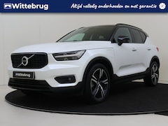 Volvo XC40 - 1.5 T5 Recharge R-Design 262 pk Automaat | Panoramadak | Navigatie | Camera