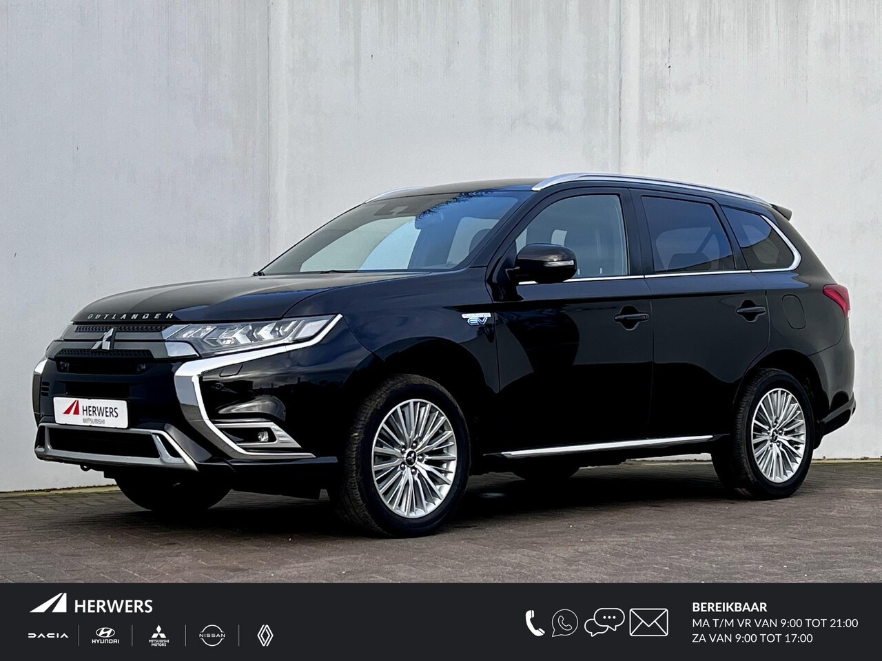 Mitsubishi Outlander - 2.4 PHEV Instyle Automaat / Trekgewicht 1.500 kg / Adaptief CC / Navigatie via Apple Carpl - AutoWereld.nl