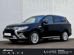 Mitsubishi Outlander - 2.4 PHEV Instyle Automaat / Trekgewicht 1.500 kg / Adaptief CC / Navigatie via Apple Carpl