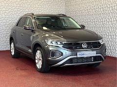 Volkswagen T-Roc - 1.5 TSI 150PK EVO ADAP.CRUISE LED VIR.COCKPIT CAMERA STOEL.VERW. 17''LMV KEYLESS 03/2024 7