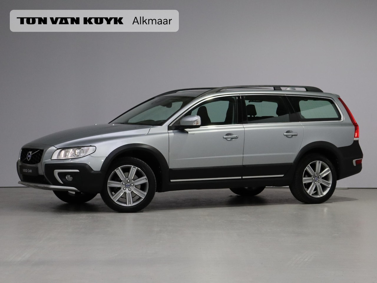 Volvo XC70 - 2.0 T5 FWD Polar+ / Trekhaak / Standkachel / Schuif-Kanteldak / Verwarmbare Stoelen / Elek - AutoWereld.nl