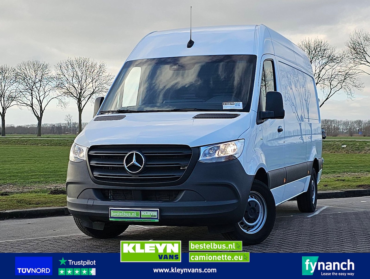 Mercedes-Benz Sprinter - 317 L2H2 3.5t-Trekhaak! - AutoWereld.nl