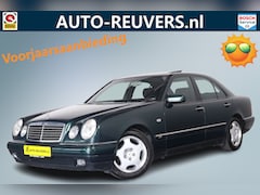 Mercedes-Benz E-klasse - 230 Avantgarde VOOR DE LIEFHEBBER / Airco / Schuifdak