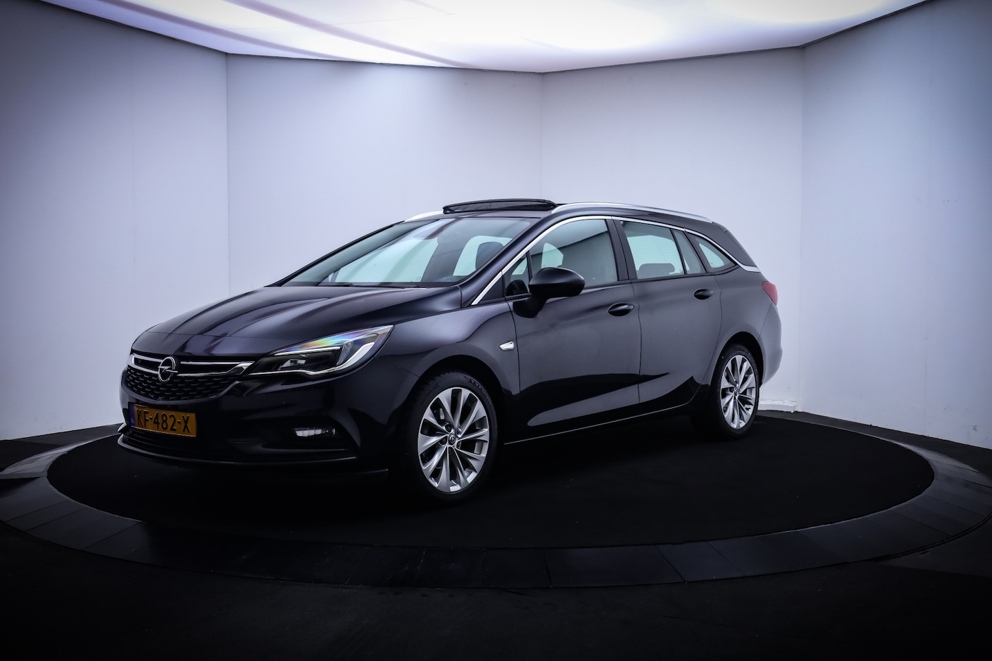 Opel Astra Sports Tourer - 1.0 Edition SCHUIFDAK/CARPLAY/NAVI/CLIMA/CRUISE/PDC V+A/LMV 17'' - AutoWereld.nl