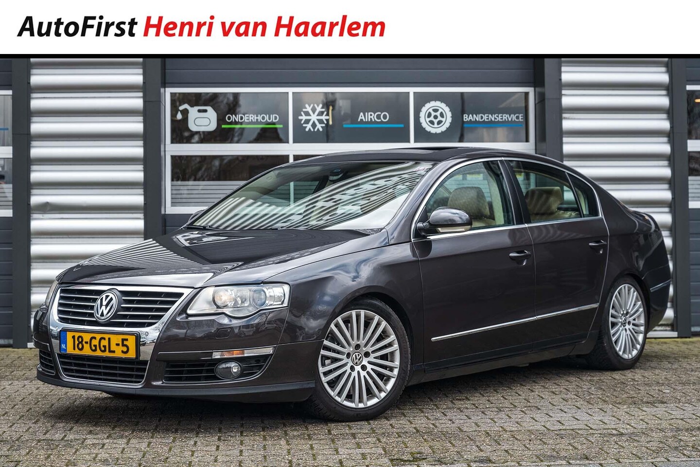 Volkswagen Passat - 3.2 V6 Highline Business 4M 3.2 V6 Highline Business 4M - AutoWereld.nl