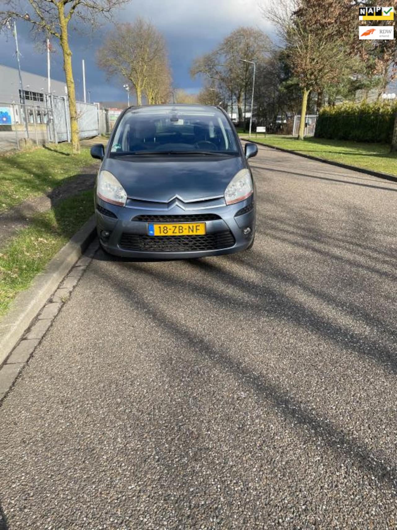 Citroën C4 Picasso - 2.0-16V Ambiance 5p. 2.0-16V Ambiance 5p. - AutoWereld.nl