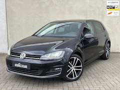 Volkswagen Golf - 1.4 TSI Highline Massage Xenon LED Stoelverw