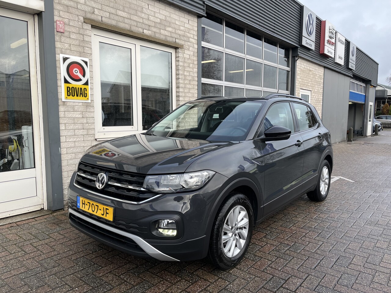 Volkswagen T-Cross - 1.0 TSI Life / ADAPT. CRUISE/ DAB/ NAVI/ APP-CONNECT/ AIRCO/ 16"LMV - AutoWereld.nl