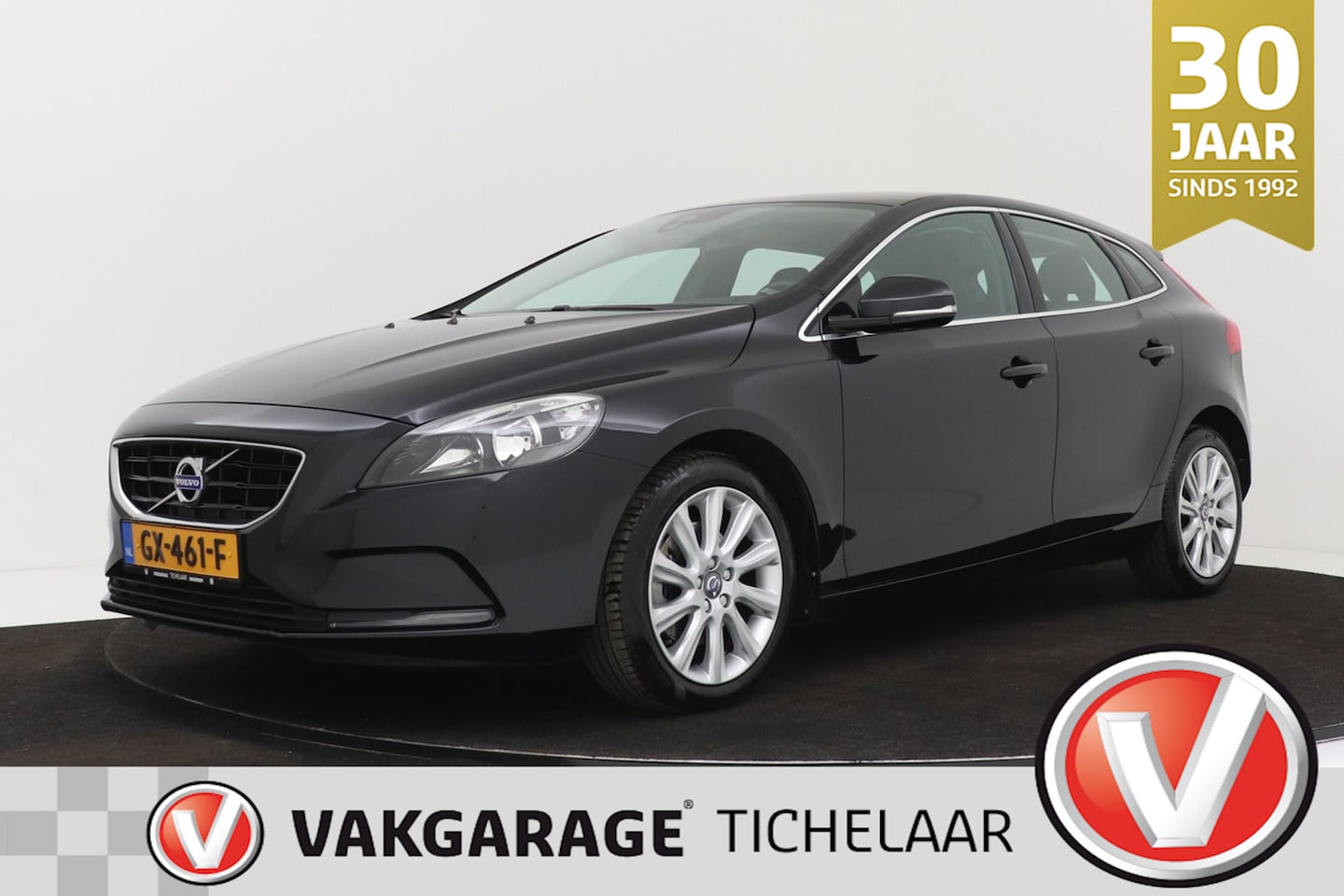 Volvo V40 - 1.6 T3 Momentum | Afn Trekhaak | Navigatie | Parkeersensoren | Org NL - AutoWereld.nl