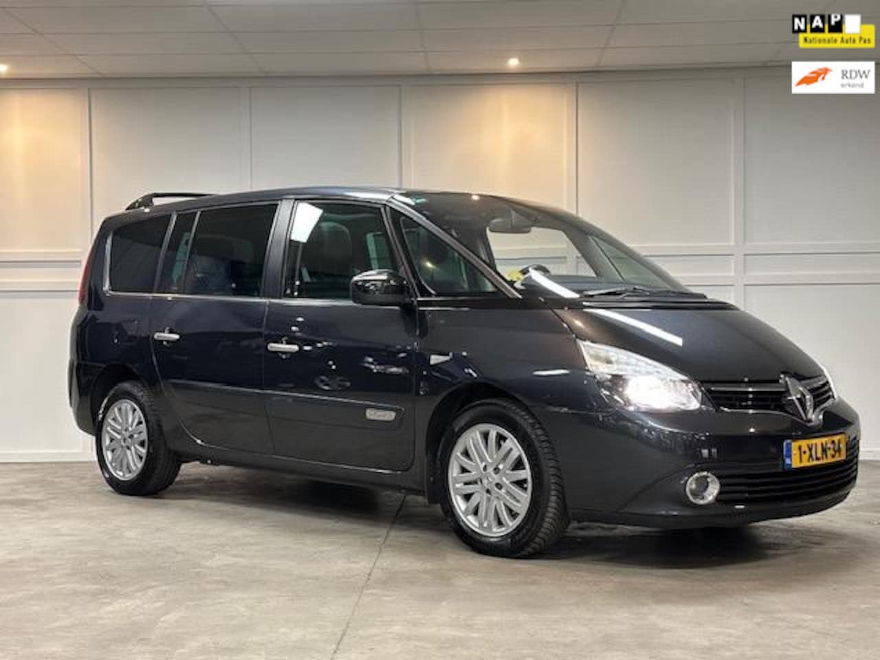 Renault Grand Espace - 2.0 dCi Dynamique / 2014 / Automaat / Panorama - AutoWereld.nl