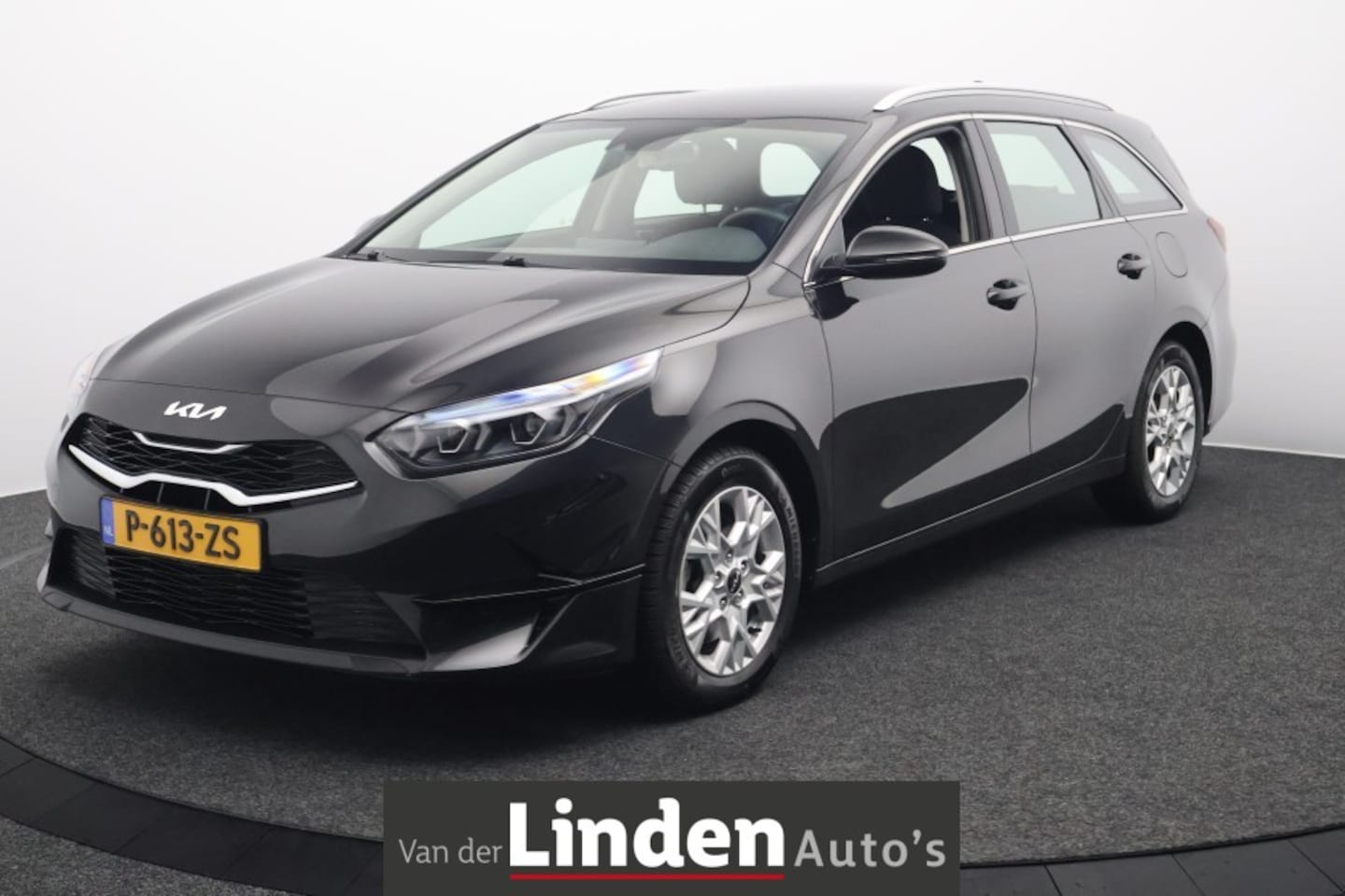 Kia Cee'd - Ceed 1.5 T-GDi DynamicLine | Cruise Control | LED | Apple Carplay | Navigatie | Lane Assis - AutoWereld.nl