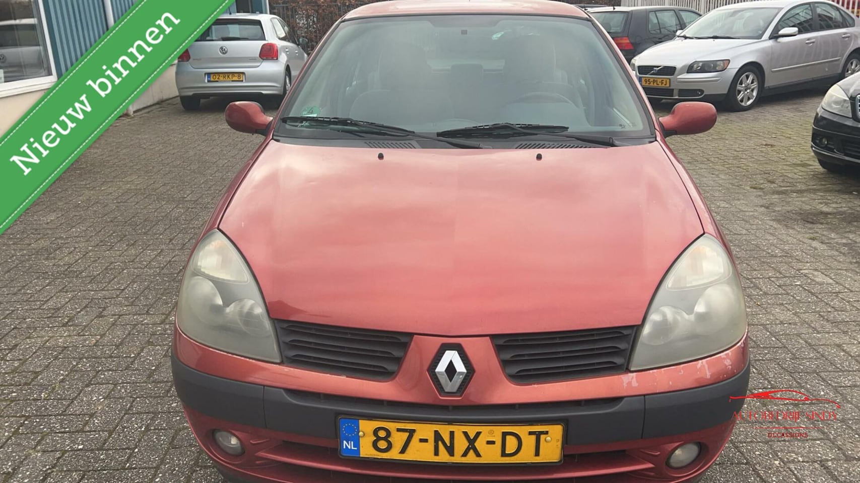 Renault Clio - 1.2-16V Authentique Basis 1.2-16V Authentique Basis - AutoWereld.nl