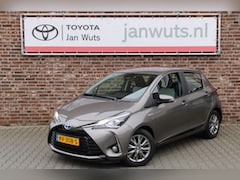 Toyota Yaris - 1.5 Hybrid Design + fietsdragerbeugel