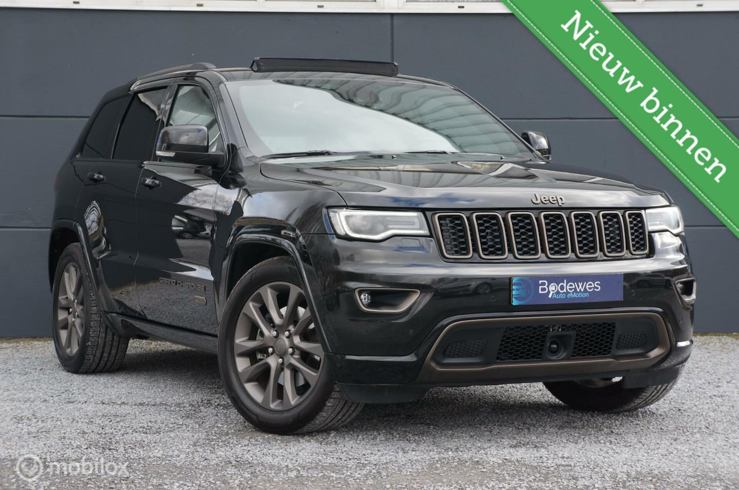 Jeep Grand Cherokee - 3.0 CRD 75th Anniversary Ed. Grijs Kent! - AutoWereld.nl