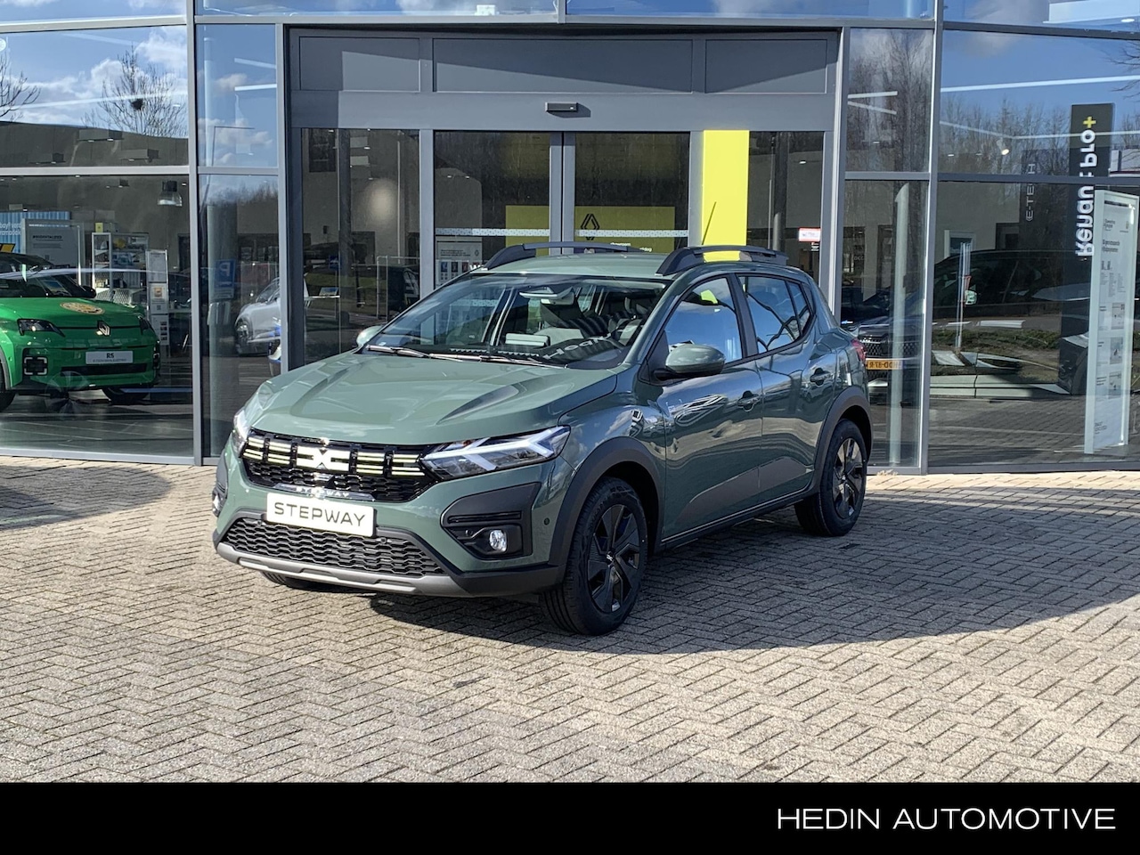 Dacia Sandero Stepway - 1.0 TCe 100 ECO-G Expression Navigatie | Climate Control | Cruise Control | DAB+ | Parkeer - AutoWereld.nl