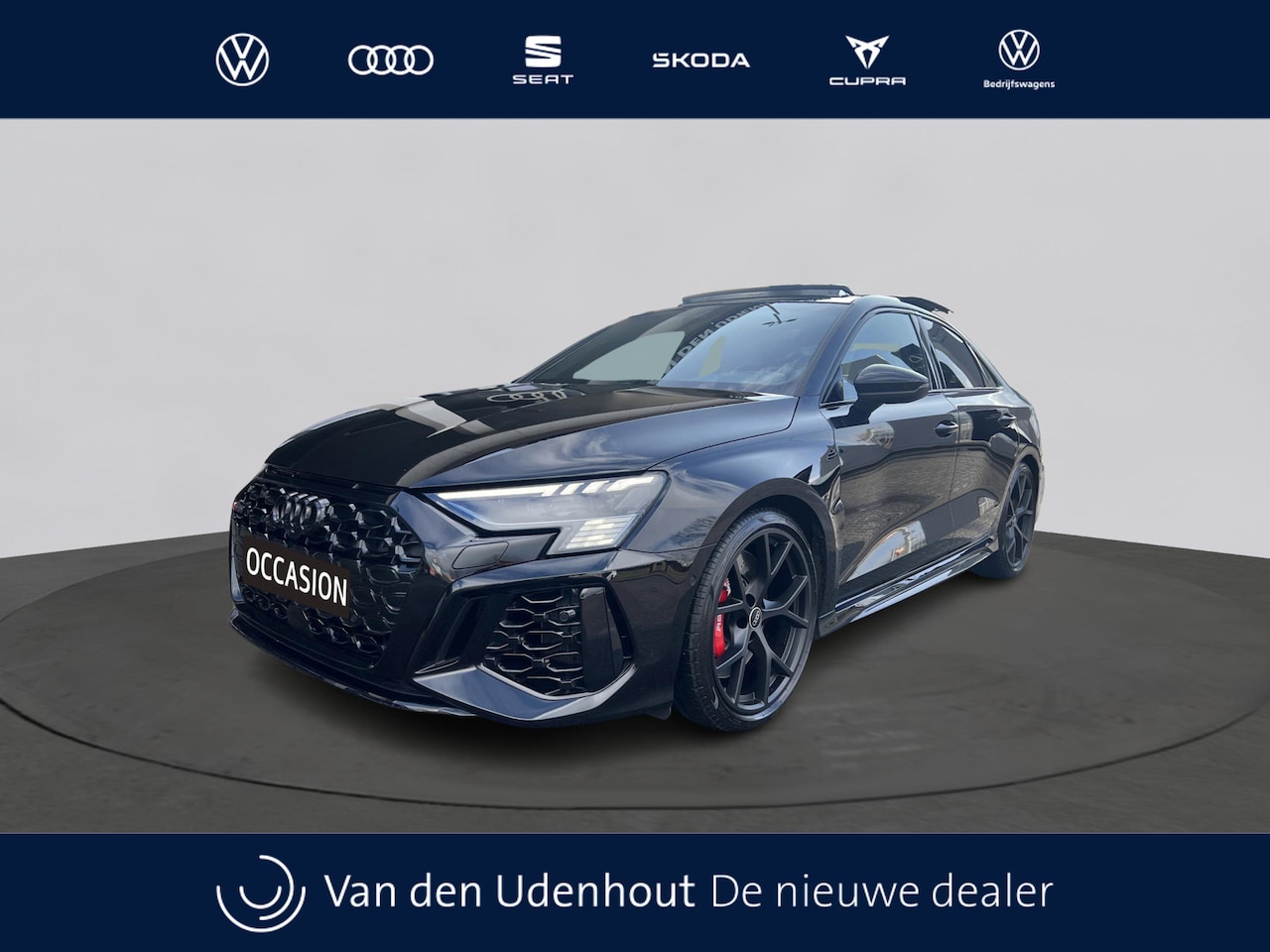 Audi RS3 - Limousine 2.5 TFSI 400pk Quattro | Panoramadak | Sportuitlaat | B&O - AutoWereld.nl