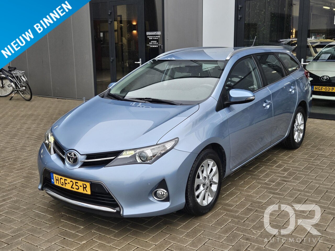 Toyota Auris Touring Sports - 1.6 Aspiration Trekhaak Navi Cam PDC - AutoWereld.nl