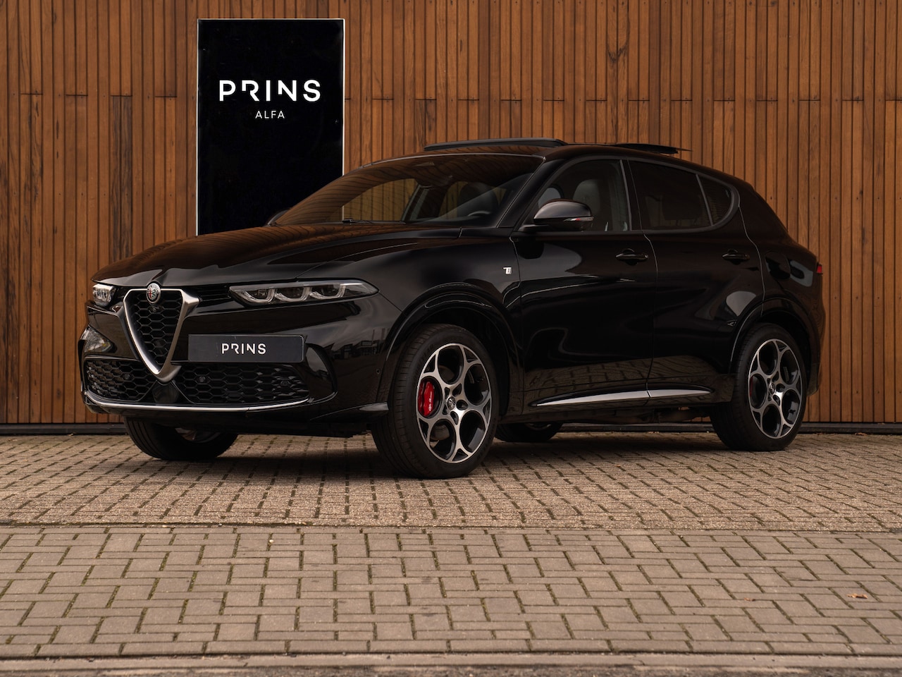 Alfa Romeo Tonale - 1.3T PHEV 280pk Ti | Full! | Pano-dak | Harman/Kardon | LED Matrix | Stoelventilatie | 360 - AutoWereld.nl