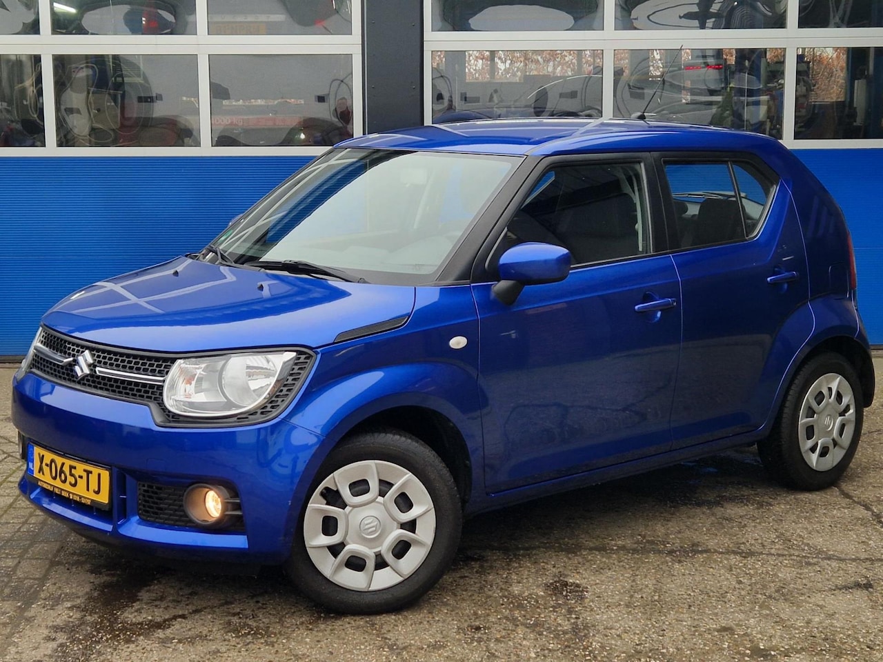 Suzuki Ignis - 1.2 Comfort / Bluetooth / Airco / Stuurbekrachtiging / Centrale vergrendeling - AutoWereld.nl