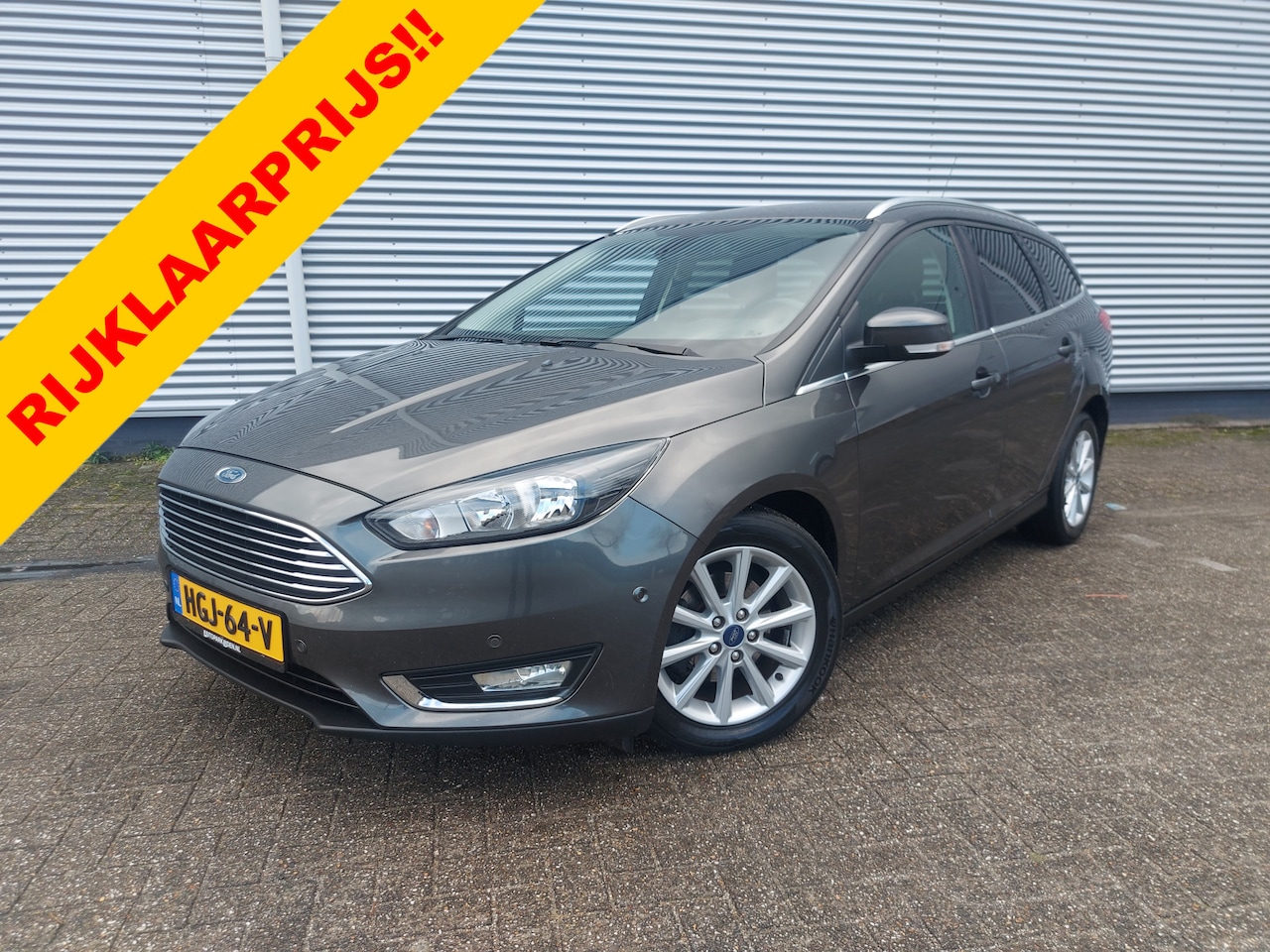 Ford Focus Wagon - 1.0 Titanium 1.0 Titanium, airco,cruise,navigatie,stoel/stuurverwarming,parkeersensoren, - AutoWereld.nl