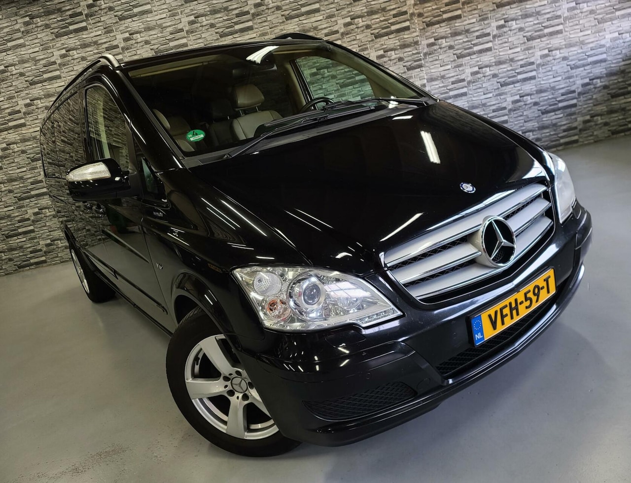 Mercedes-Benz Viano - 3.0 CDI Ambiente DC Extra Lang*Trekhaak*NAP*! - AutoWereld.nl