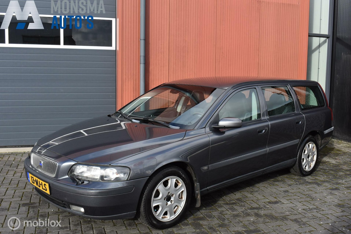 Volvo V70 - 2.4 Edition II 2003 *7-persoons! *LEES ADVERTENTIE - AutoWereld.nl