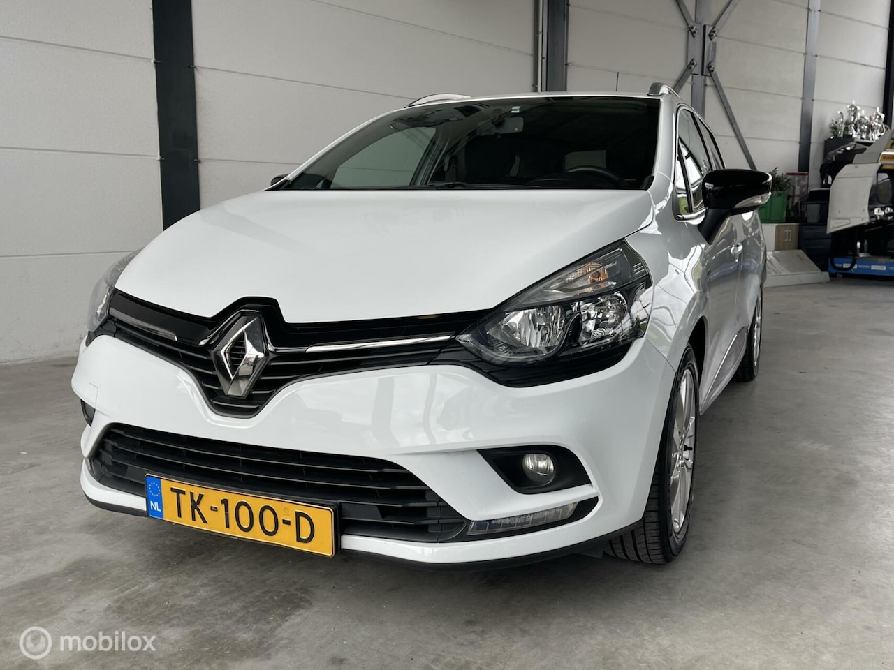 Renault Clio Estate - 0.9 TCe Limited 0.9 TCe Limited - AutoWereld.nl