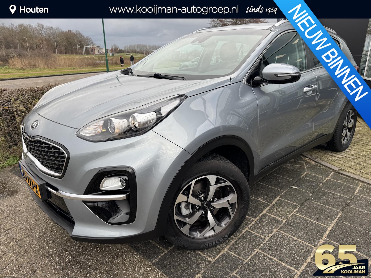 Kia Sportage - 1.6 GDI DynamicLine | Trekhaak | Dealeronderhouden | Navigatie | Sensoren en Camera | Appl - AutoWereld.nl