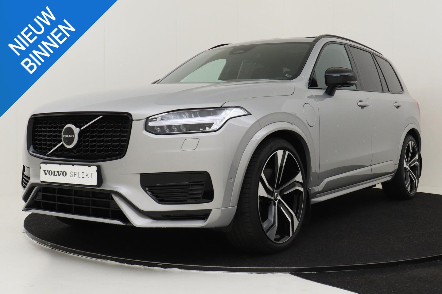 Volvo XC90 - T8 RECHARGE AWD ULTIMATE DARK *FULL OPTIONS* -PANO.DAK|BOWERS&WILKINS|HEAD-UP DISP|22"|TRE - AutoWereld.nl