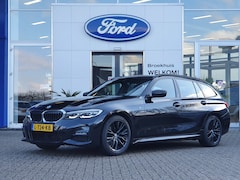 BMW 3-serie Touring - 318i M-Sport | Elek. Trekhaak | achteruitrijcamera | lichtmetalen velgen 18"