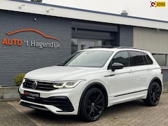 Volkswagen Tiguan - 1.5 TSI R-Line 150PK AUT pano trekh 20" fabr.garantie