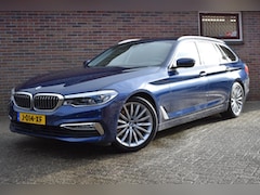 BMW 5-serie Touring - 530d xDrive High Executive '17 LED Leder Clima Navi Harman Kardon