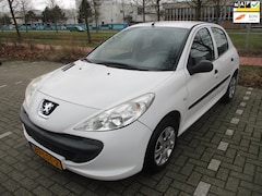 Peugeot 206 - 1.1 XR