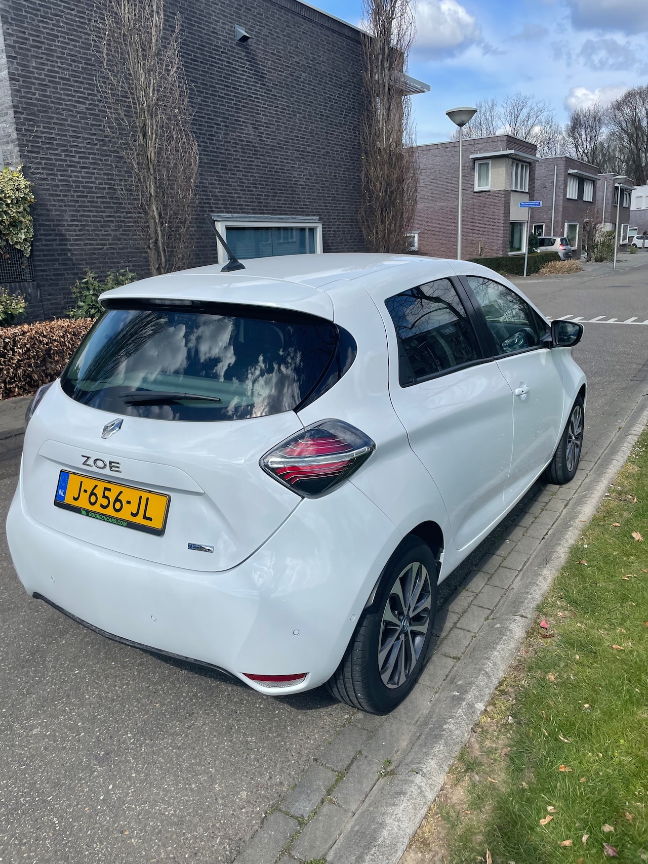 Renault Zoe - R110 Life Carshare 50 (ex Accu) R110 intens 52 kWh (ex Accu) (automaat) met CCS - AutoWereld.nl