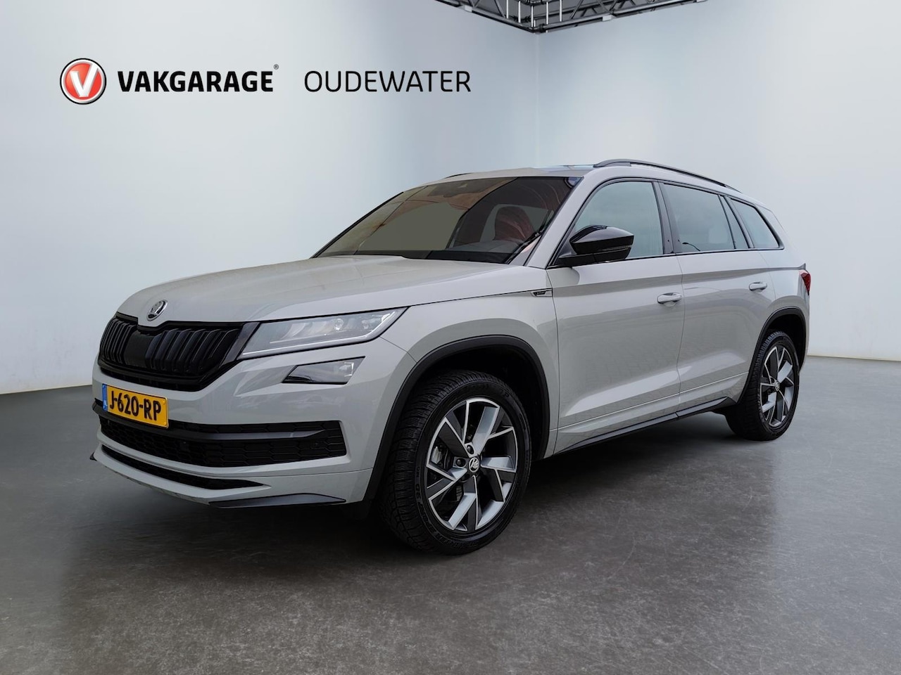 Skoda Kodiaq - 1.5 TSI Sportline Business * Pano * Camera * - AutoWereld.nl