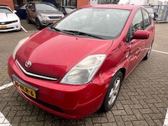 Toyota Prius - 1.5 VVT-i Comfort / Airco / Cruise control / fietsenhaak / met ZIJSCHADE, alleen VOOR EXPO