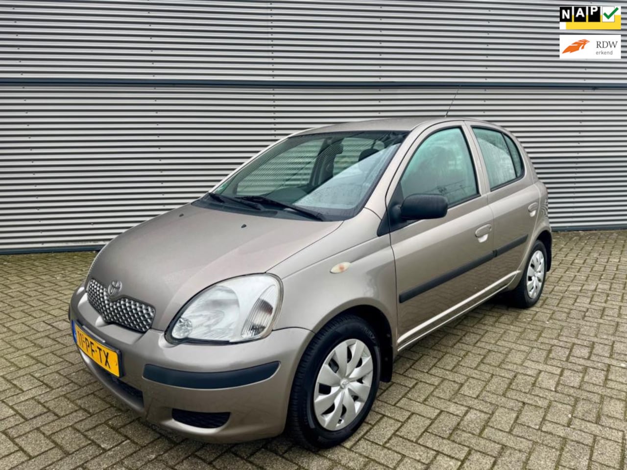 Toyota Yaris - 1.3 VVT-i Idols 1.3 VVT-i Idols - AutoWereld.nl