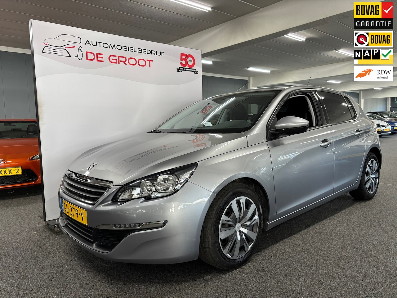 Peugeot 308 - 1.2 PureTech Blue Lease / NL-auto met NAP, Navi, Bluetooth - AutoWereld.nl