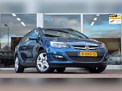 Opel Astra Sports Tourer - 1.7 CDTi Business + Trekhaak APK 04-04-2026 Garantie