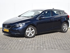 Volvo V40 - 1.5 T2 Summum V40 T2 Summum #Achteruitrijcamera #Trekhaak #Cruisecontrol