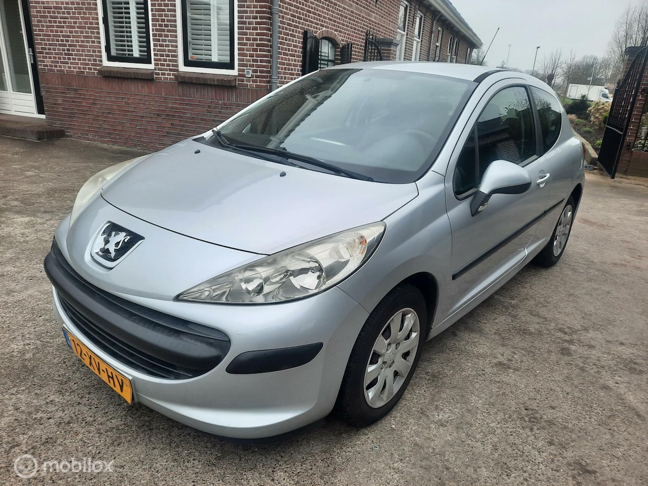 Peugeot 207 - 1.4 Cool 'n Blue Nw Dis-riem/beurt/apk gehad - AutoWereld.nl