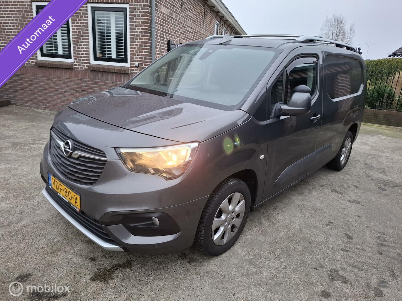 Opel Combo - 1.5D L2H1 Innovation Automaat/Zeer nette auto. - AutoWereld.nl