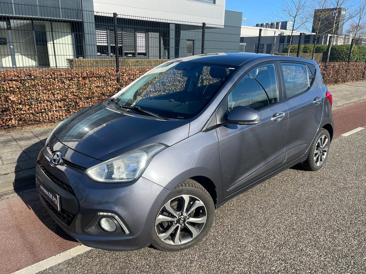 Hyundai i10 - 1.2i edition Cruise-Control Climate-Control Keyless go half-leder Multifunctioneel-Stuur - AutoWereld.nl