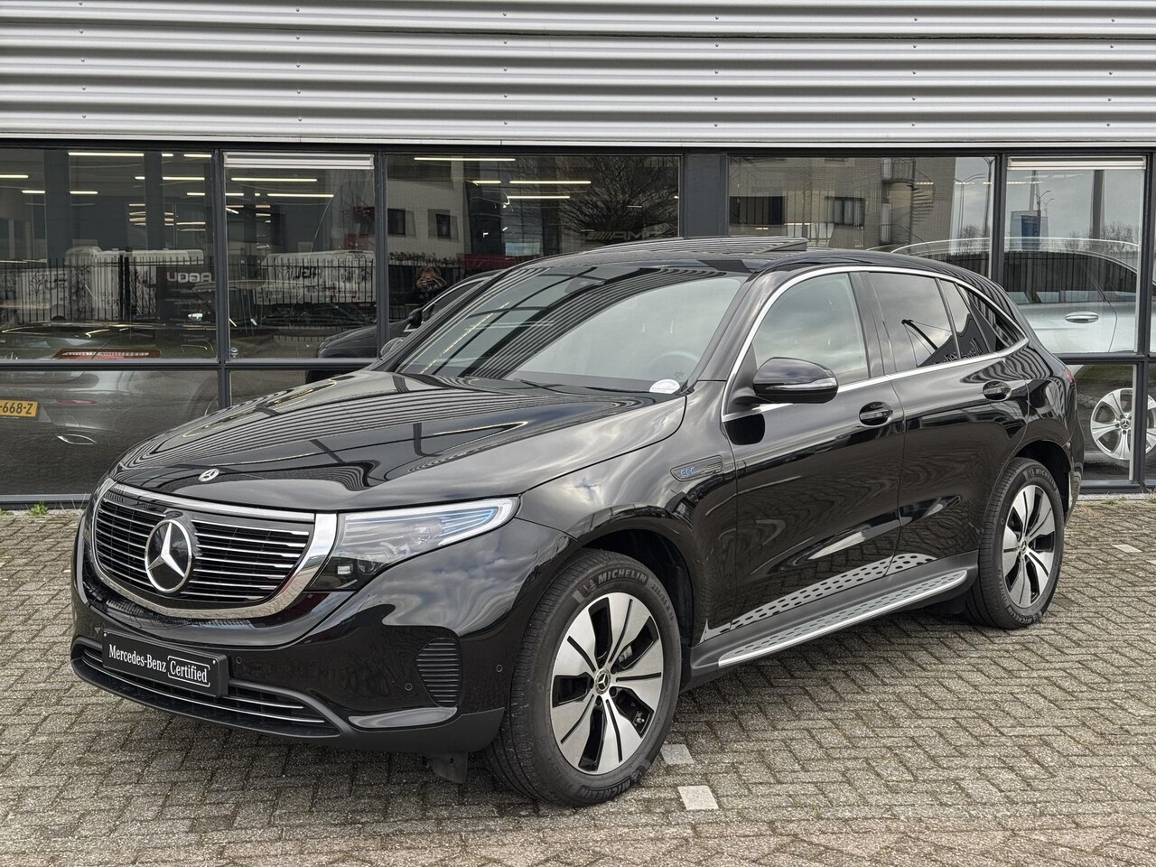 Mercedes-Benz EQC - 400 4MATIC | Schuifdak | Multibeam verlichting - AutoWereld.nl