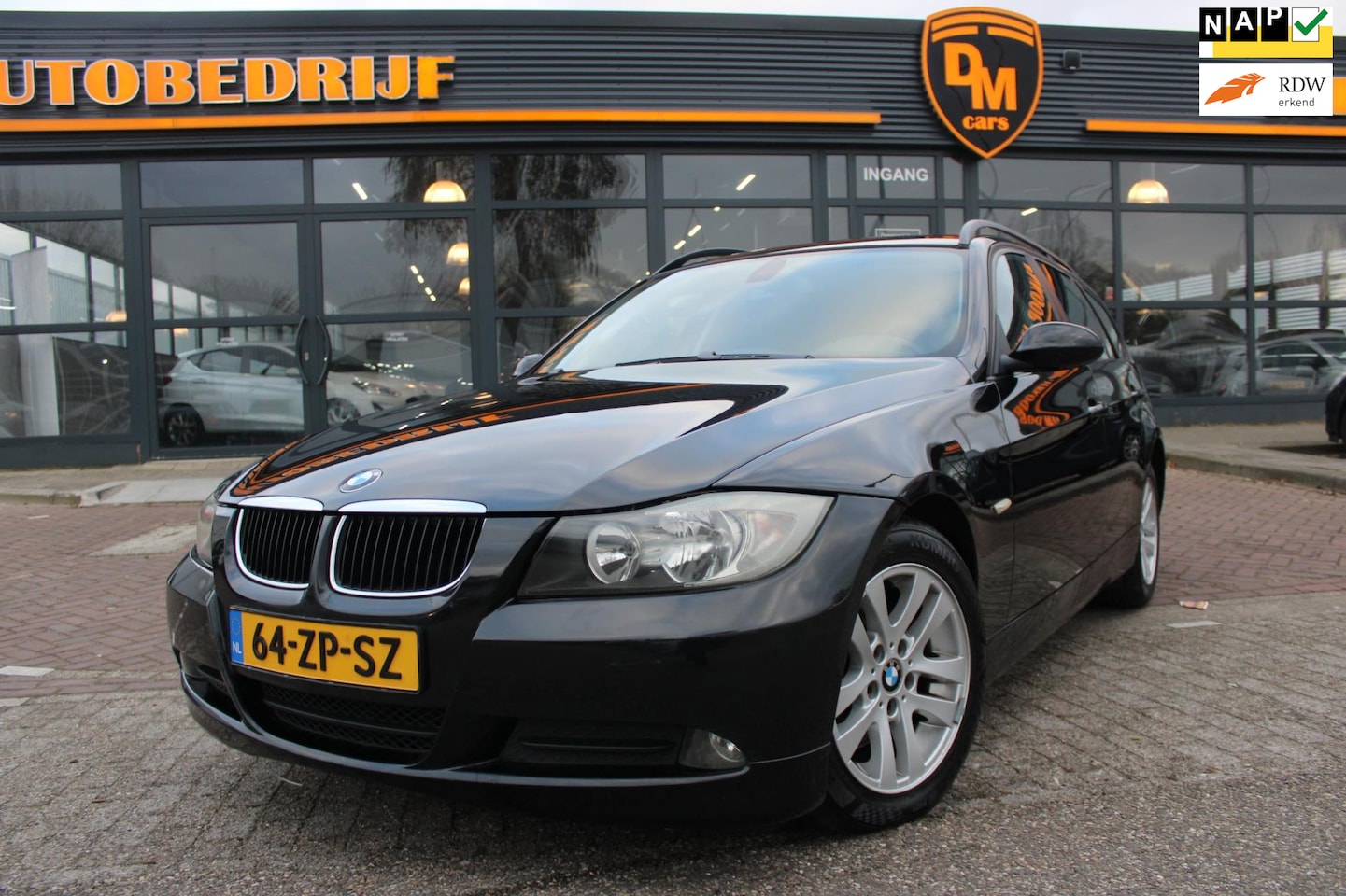 BMW 3-serie Touring - 318i Business Line | Airco | Navigatie | 6BAK | - AutoWereld.nl