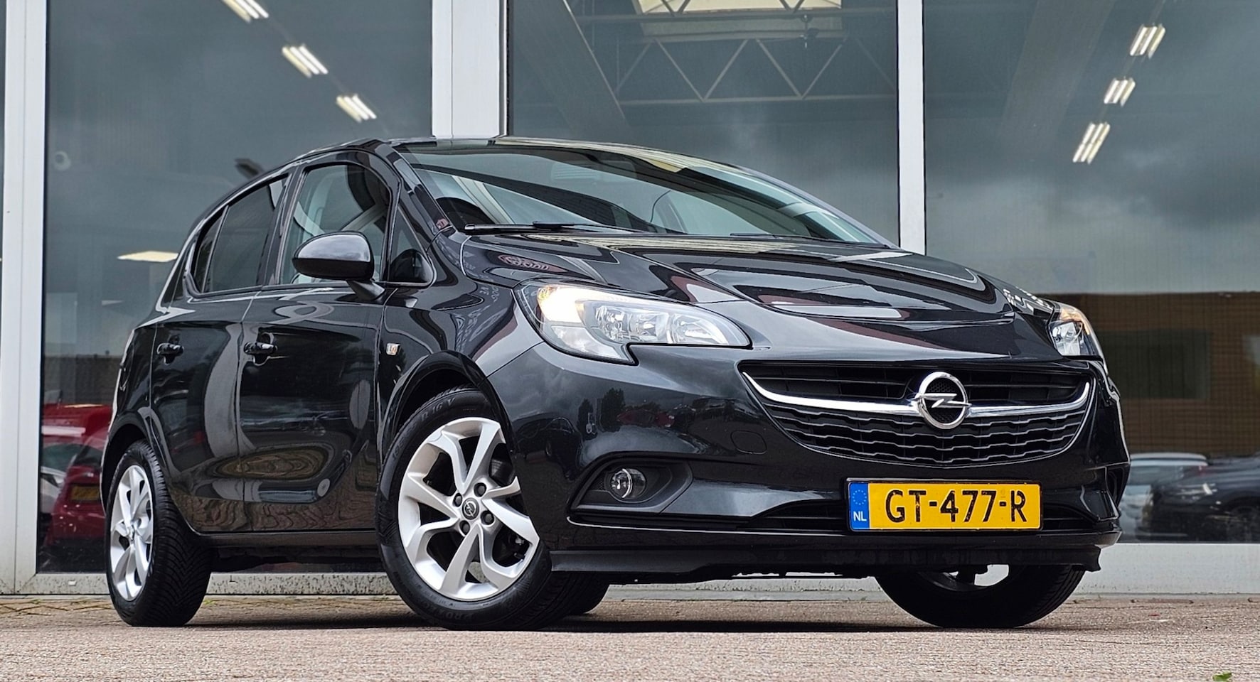 Opel Corsa - 1.4 Business+ 100% Dealer Onderhouden LM velgen Airco Mooi! - AutoWereld.nl