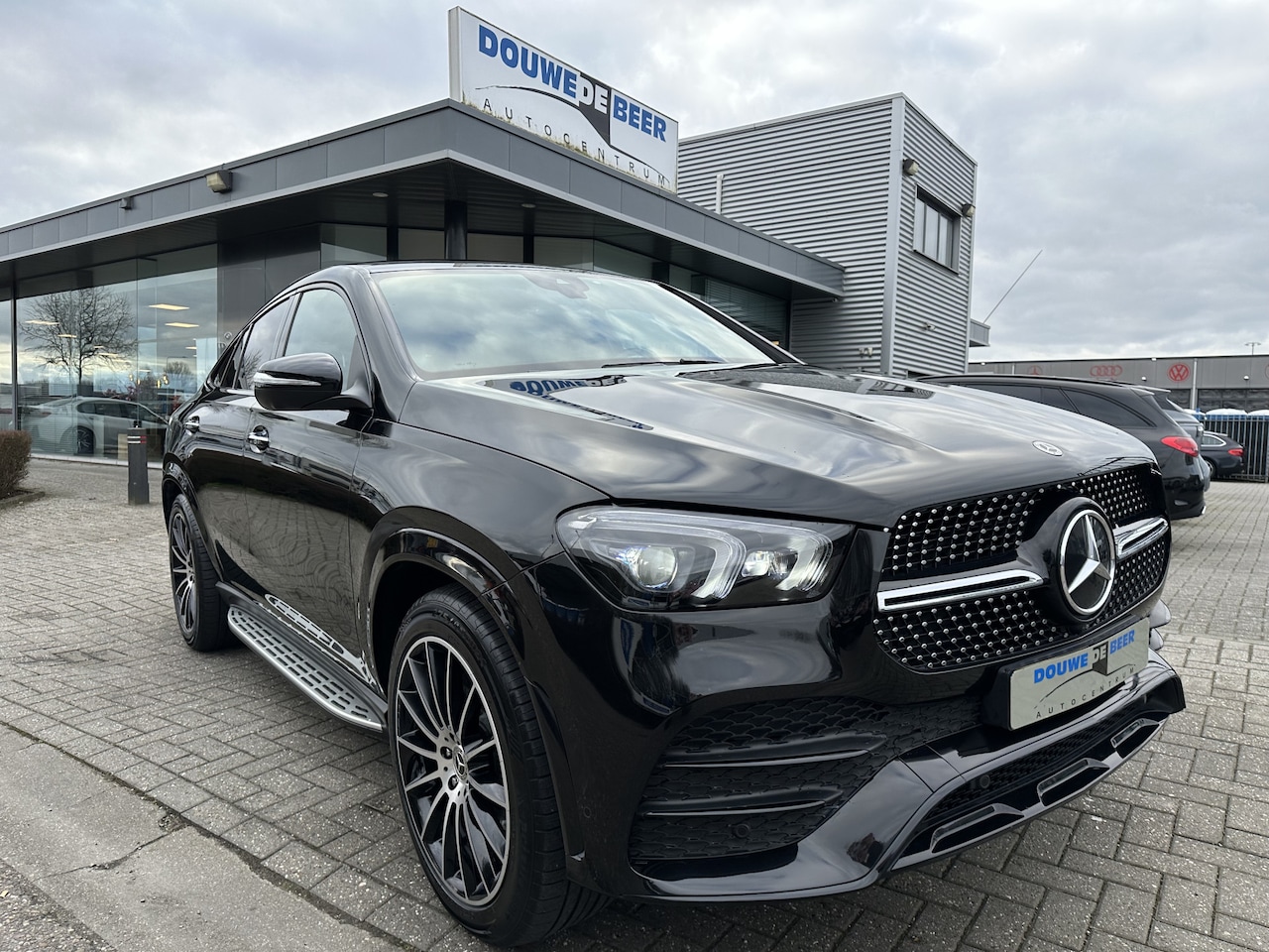 Mercedes-Benz GLE-Klasse Coupé - 350 e 4MATIC AMG Pano-Dak | Memory | Burmester | Luchtvering | Stoelventilatie | 360-Camer - AutoWereld.nl