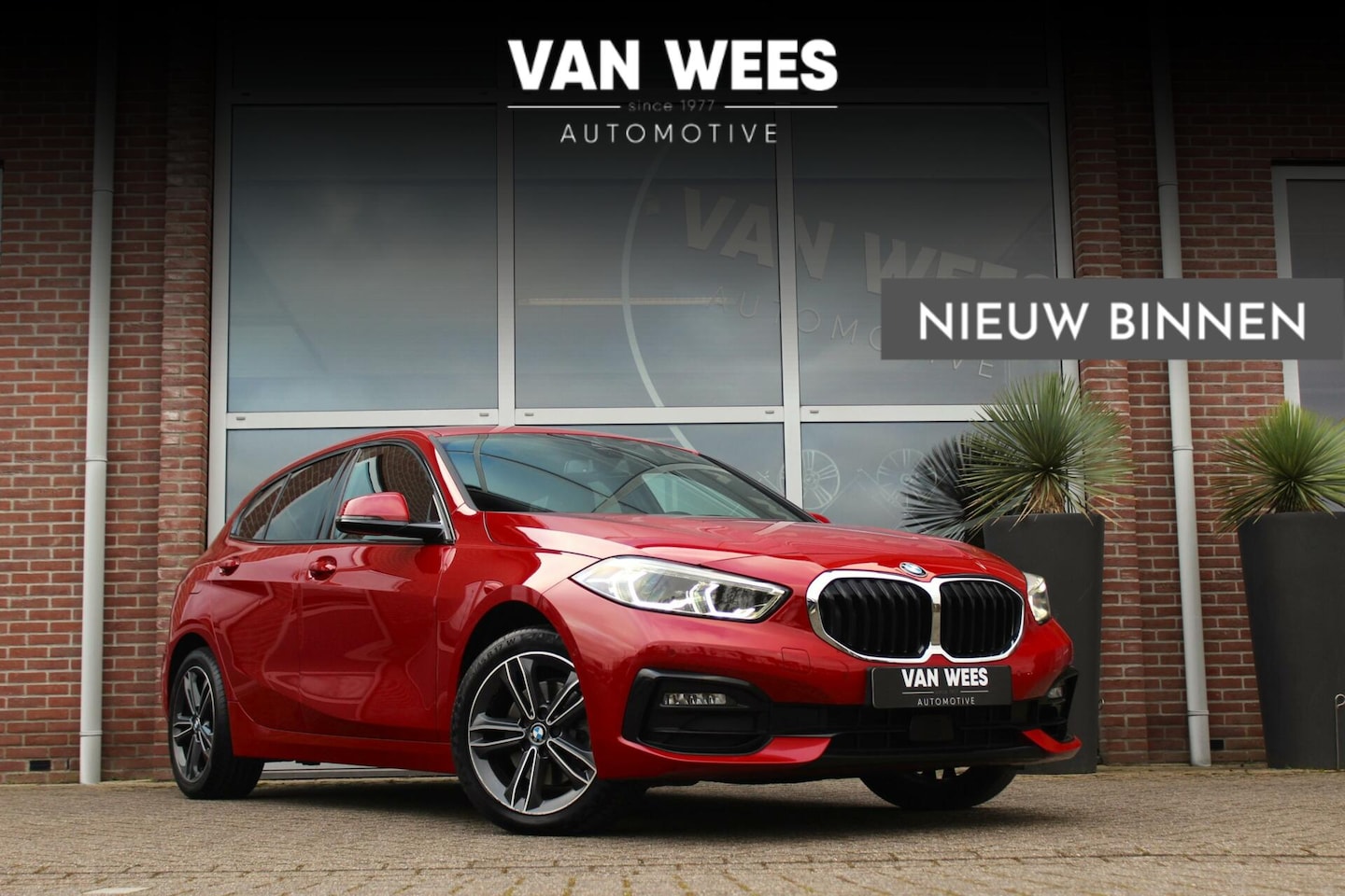 BMW 1-serie - 118i F40 Executive Edition Sport-Line | Automaat | 1e eigenaar | NL auto | BTW auto | LED - AutoWereld.nl